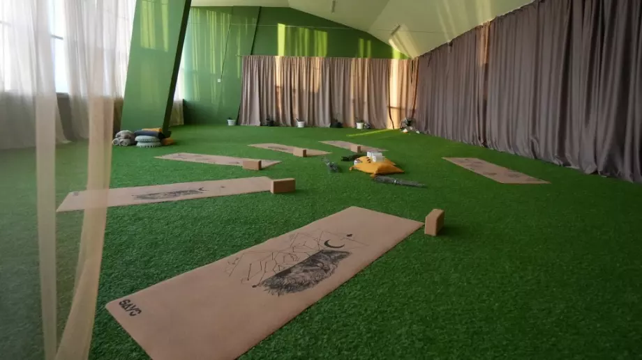 Eat.Pray.Love yoga studio - новото място за любители на йогата