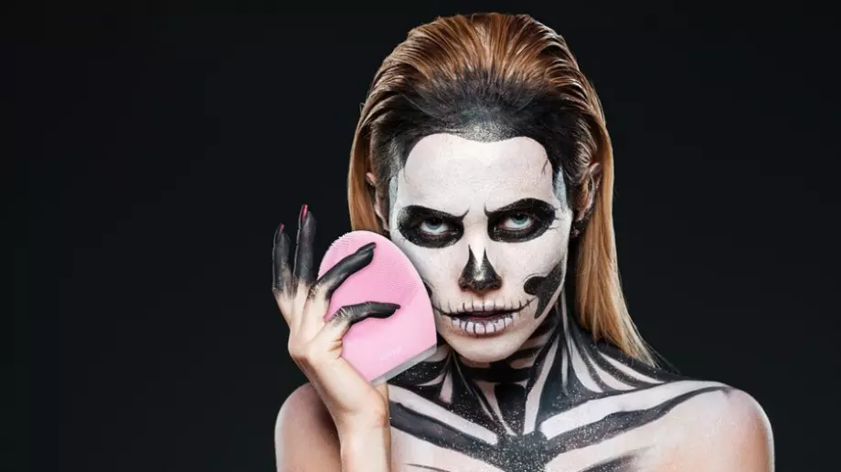 Барби, Малката русалка и Уенсдей Адамс са топ трендовете за Хелоуин грим този призрачен сезон