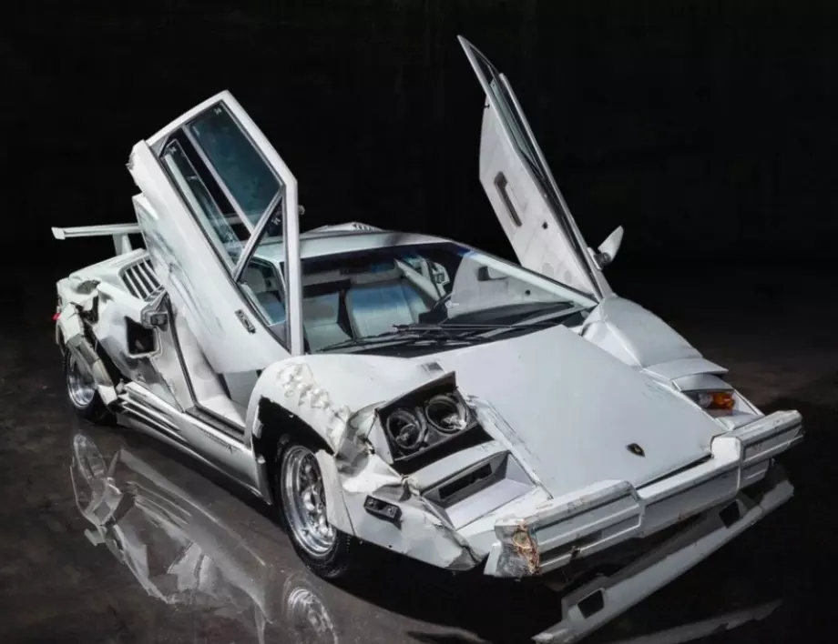 Lamborghini Countach, разбито във  „Вълкът от Уолстрийт", се продава на търг