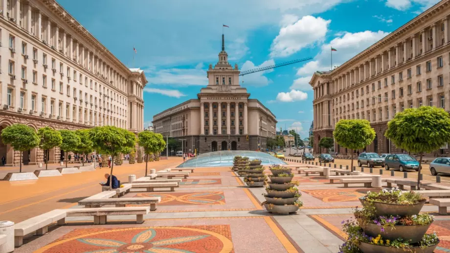 БВП на България нараства с 1,7% през третото тримесечие на 2023 година 