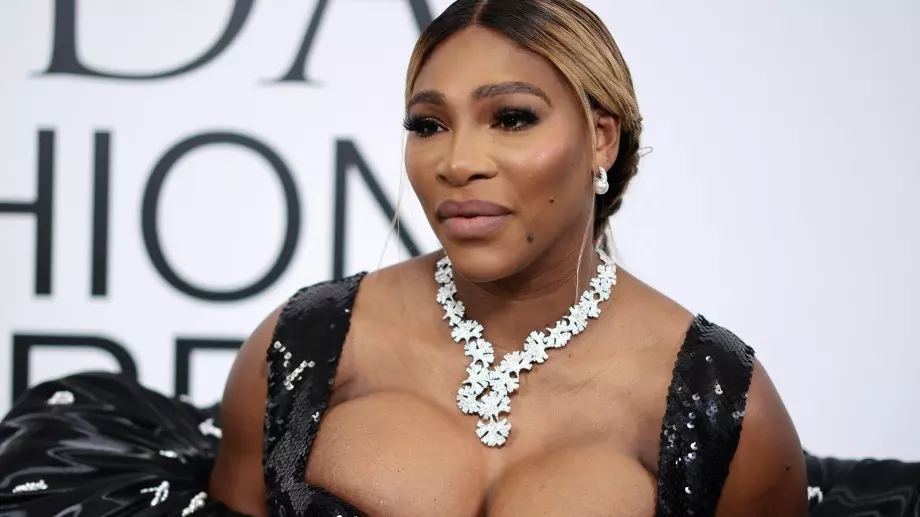 Серина Уилямс дарява кърмата си (ВИДЕО)