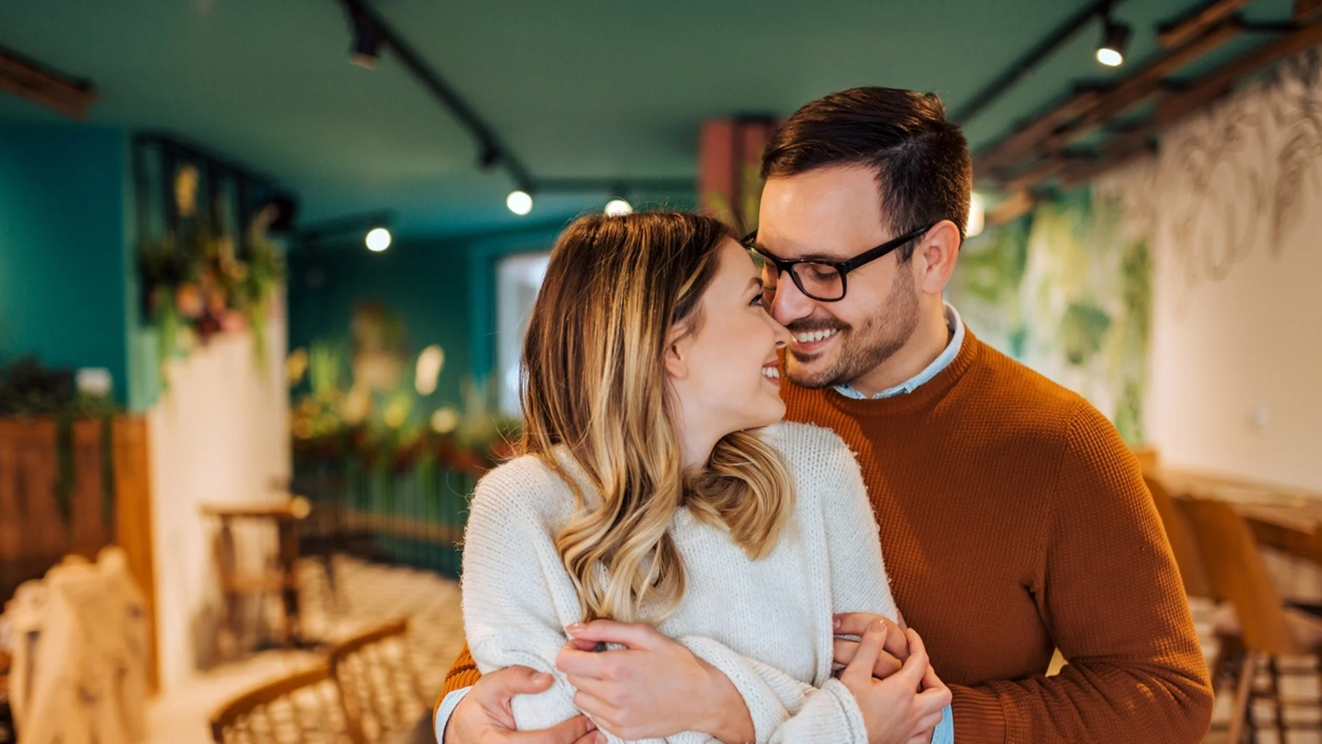 ТАРО КЪСМЕТЧЕ на деня за всяка зодия - 20 ноември 2023