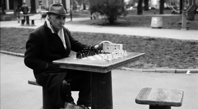 Ателие 28 и Иван Доков представят Архив I: София, фотокнига и изложба