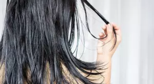 4 причини косата ви да се омазнява бързо