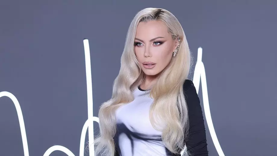 Камелия призна как поддържа форма на 53 години (СНИМКА)