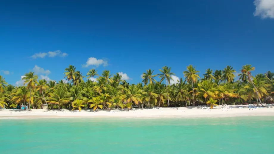 Популярна туристическа дестинация се бори срещу покачващото се ниво на световния океан