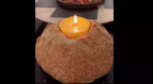 Супер идея: Свещ от краве масло в питка (ВИДЕО)