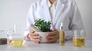 Масло от розмарин: Хит в TikTok и панацея за косата (ВИДЕО)