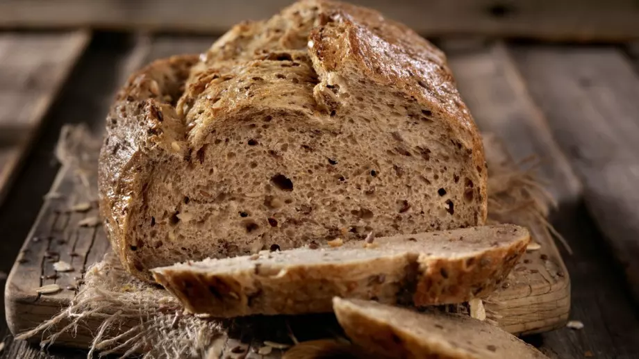 Супер диетичен хляб: БЕЗ брашно и месене