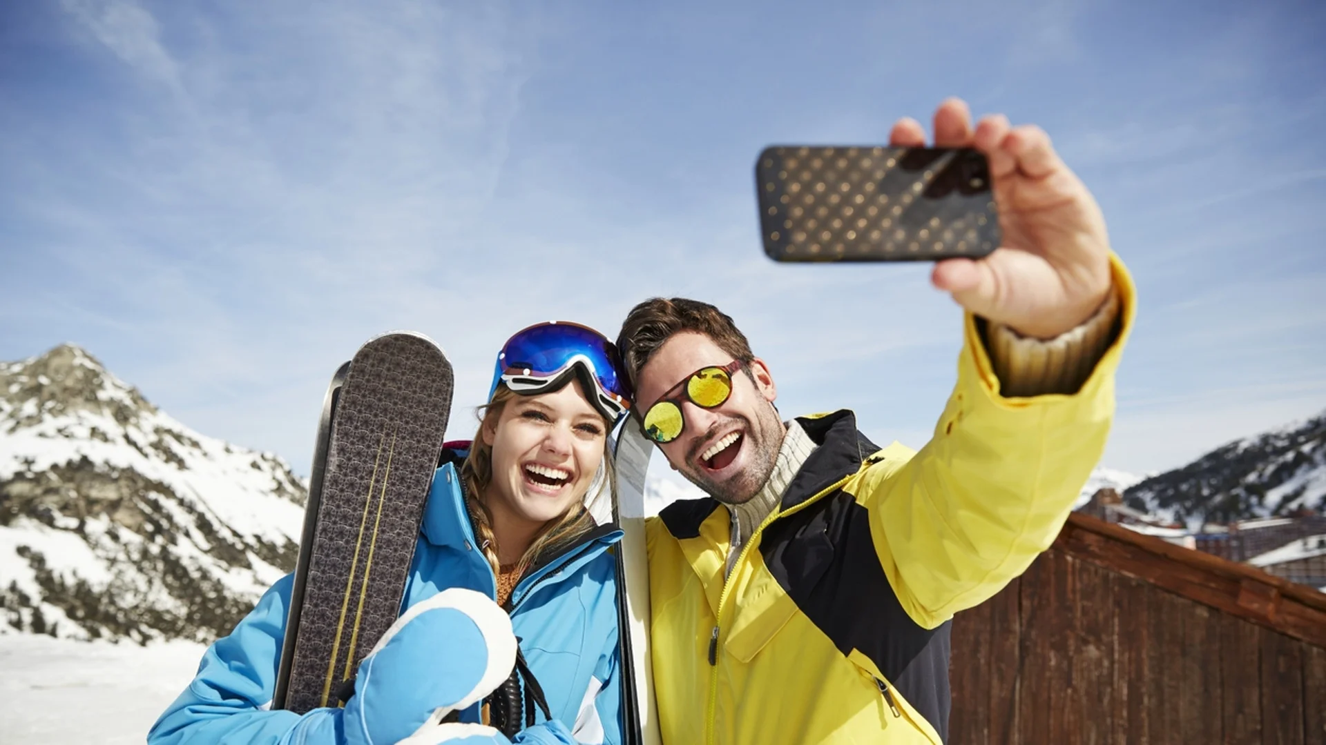 ТАРО КЪСМЕТЧЕ за всяка зодия - 1 декември 2023