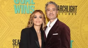 Рита Ора и мъжът ѝ посетиха София  (СНИМКА)