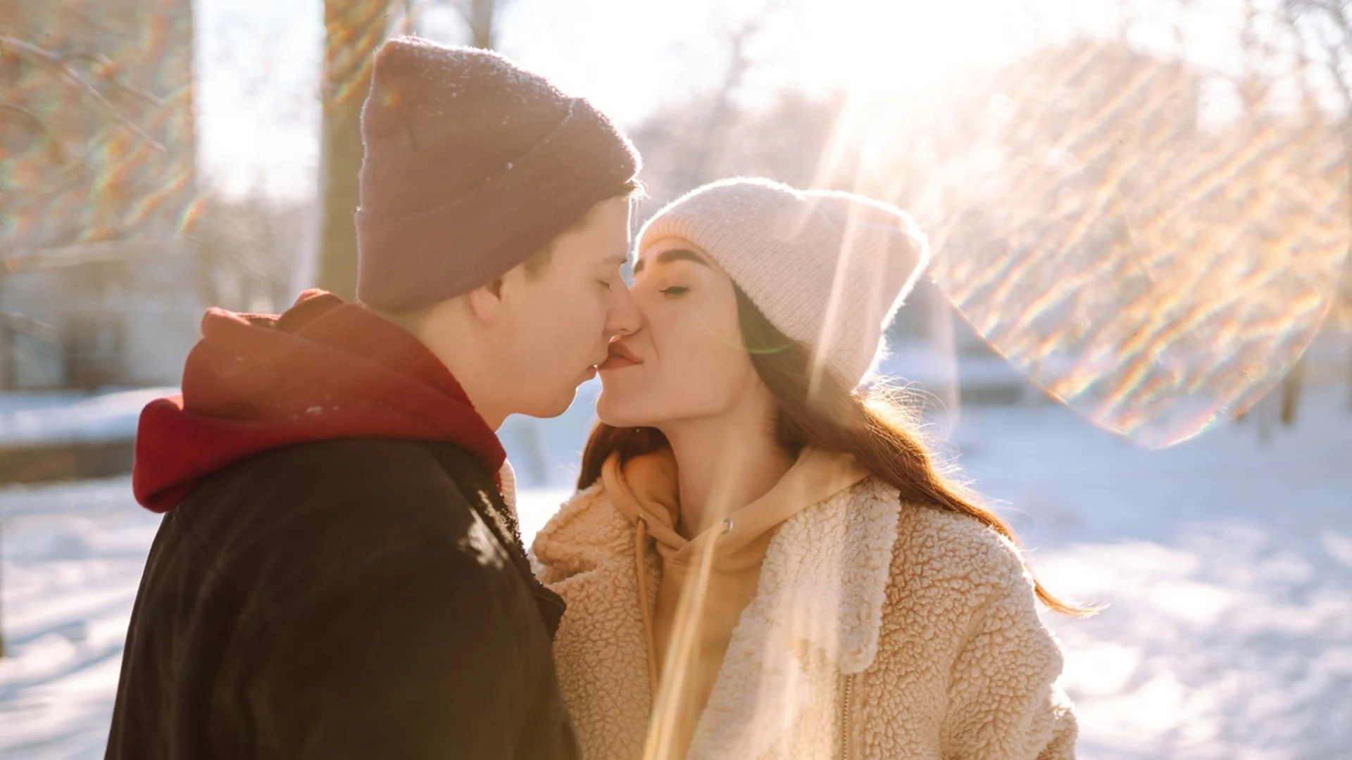 ТАРО КЪСМЕТЧЕ за всяка зодия - 5 декември 2023