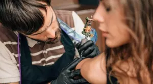 Над 90% от мастилата за татуировки съдържат химикали, причиняващи увреждане на органи