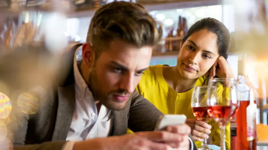 Ако тези 7 неща се случат на първа среща, не отивайте на втора