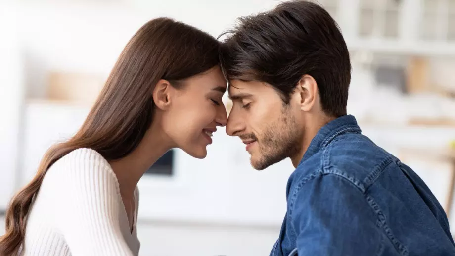 5 добри причини да обичате мъж, който е интроверт 