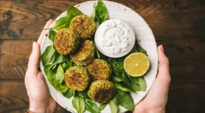 Не сте яли по-вкусни постни спаначени фалафели