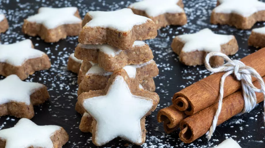 Традиционни немски канелени звездички