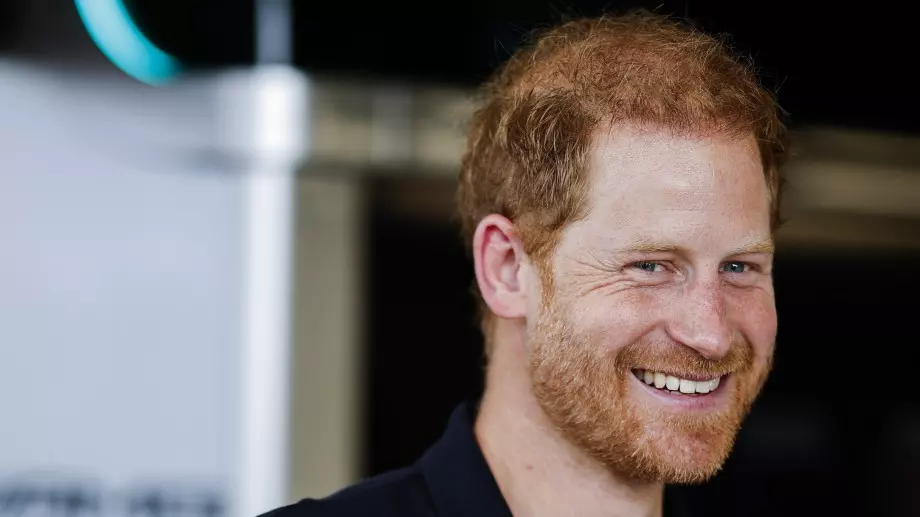 Принц Хари спечели дело за хакерски атаки срещу издател на таблоиди