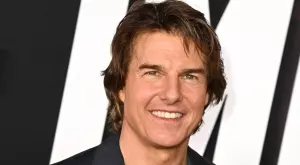 Том Круз наел цял етаж от ресторант заради новата си любима (ВИДЕО)