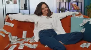 Големият ФИНАНСОВ хороскоп за 2024 година за всяка зодия