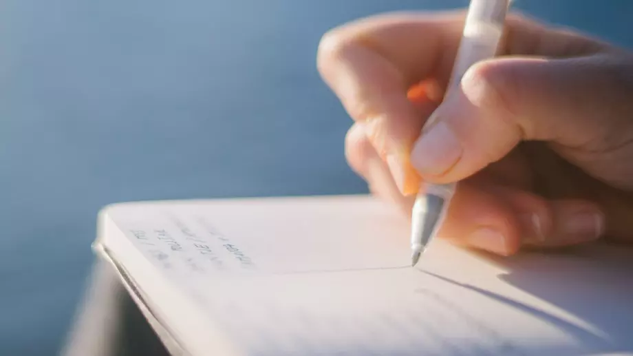 Накъде или на къде - как се пише правилно?