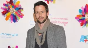 Актьорът Кристиан Оливър и дъщерите му загинаха в катастрофа