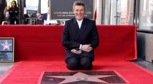 Уилям Дефо получи звезда на Алеята на славата