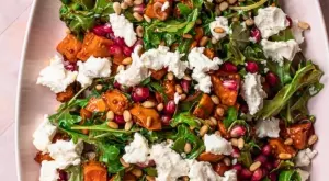 Засищаща салата със сладък картоф