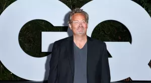 Ето кой ще наследи богатството на Матю Пери (СНИМКА)