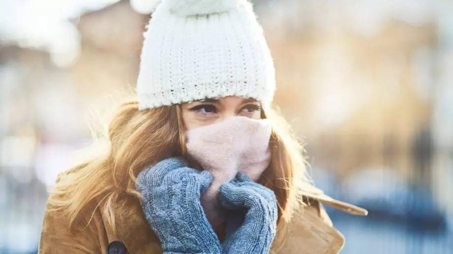 Експерти: Ето защо носенето на вълнена шапка е вредно