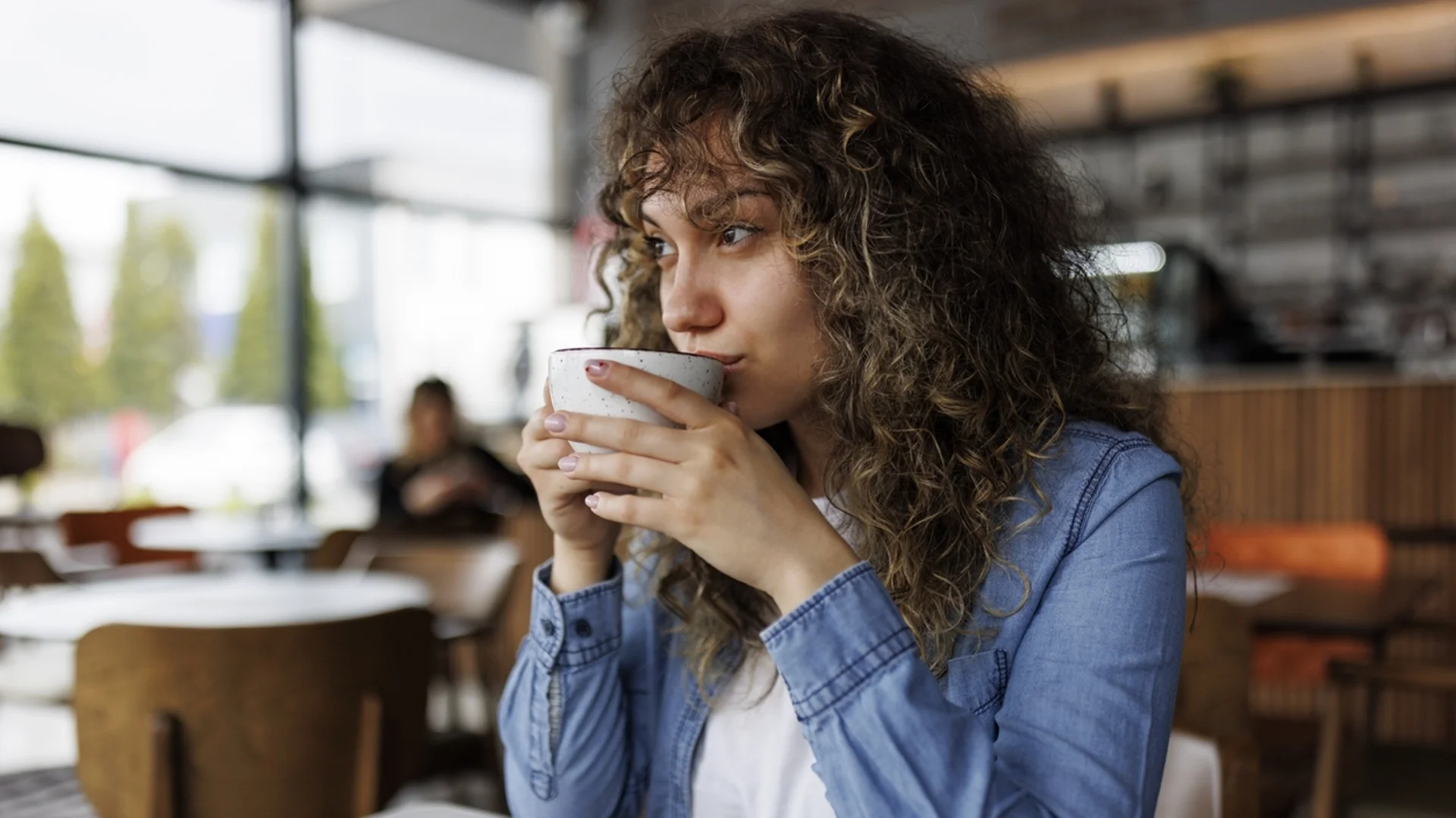 Странен факт: Пиенето на кафе