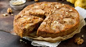 Този десерт взриви мрежата: Най-лесният кейк с круши