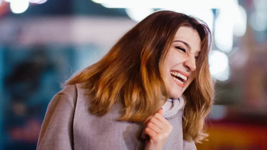 Виц за добро утро: Днешният опит по химия приключи