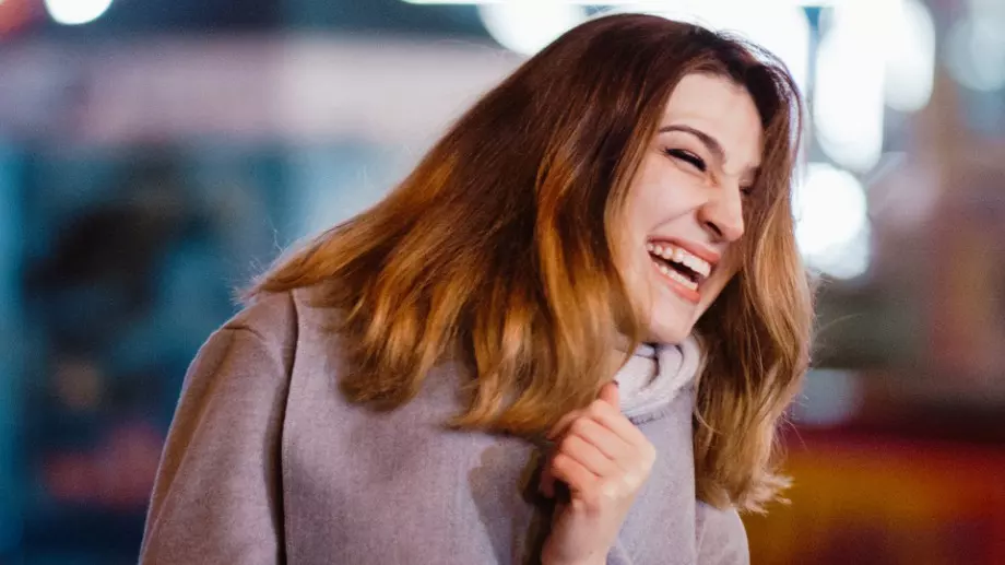 Виц за днес, 16 март, 2024 г.: Мъж и жена си споделят