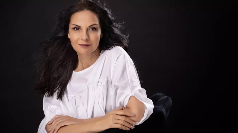 Кошмар: Прибраха мъж, заплашвал актрисата Гергана Стоянова