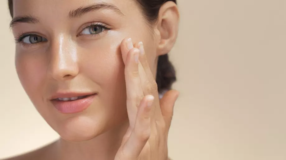 За кожата през зимата: 6 ефективни натурални овлажнителя