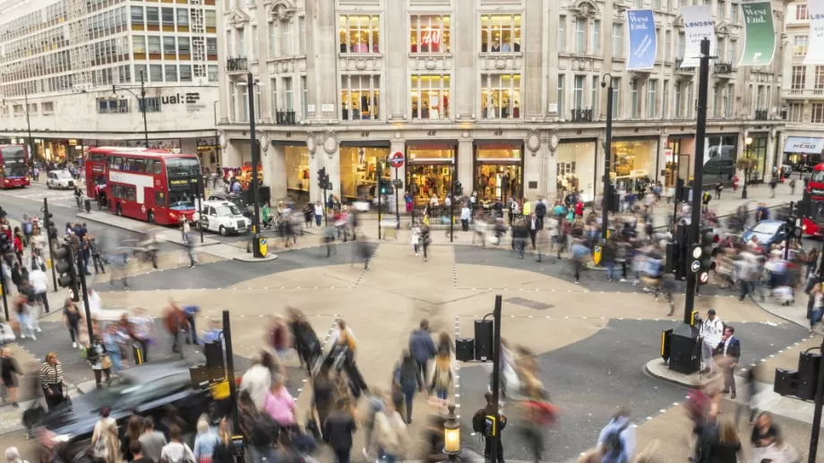 Продажбите на дребно на Острова през декември паднаха до най-ниското си ниво от януари 2021 г.