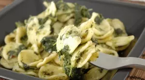 Не сте яли по-вкусна паста със спанак