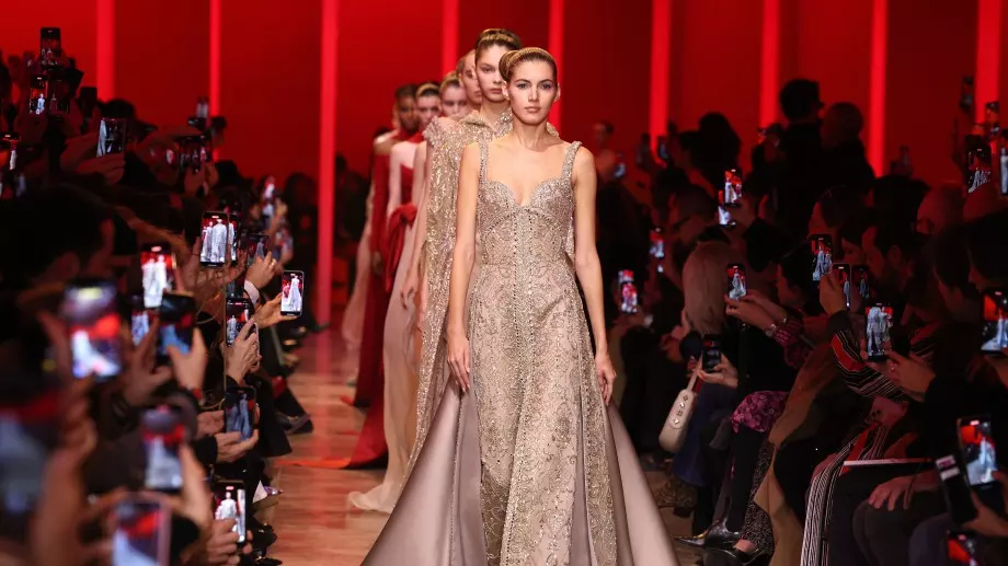 Elie Saab Haute Couture: Блестяща ода за Маракеш (СНИМКИ + ВИДЕО)