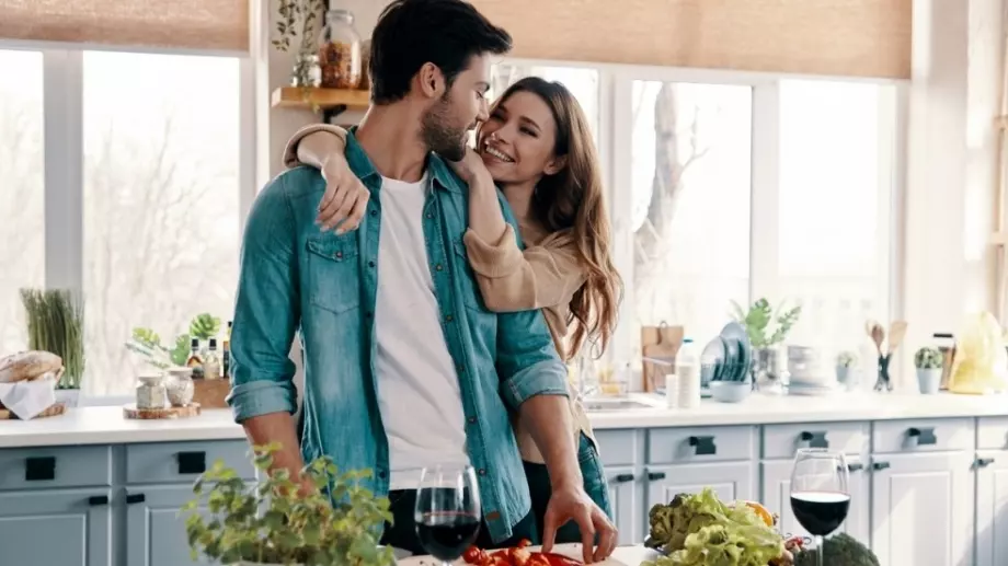 Любовно пожелание за 27 април 2024 според зодията