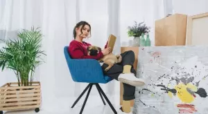 Не обичате да излизате? Това са перфектните породи кучета за вас