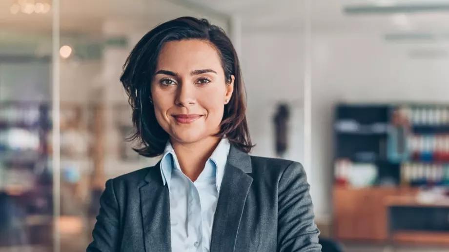 6 неща, които силните и уверени жени правят по различен начин