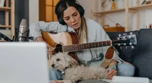 Доказано: Кучетата наистина успокояват стопаните си