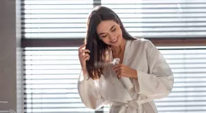 6 доказани начина как да се отървете от мазната коса