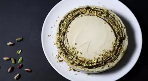 Трябва да опитате този чийзкейк с шамфъстък
