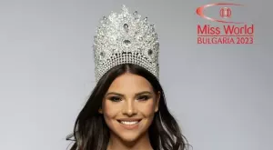 16-годишна стана "Мис Свят България" (СНИМКИ)