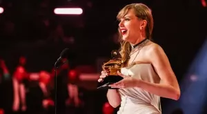 Пореден рекорд: Тейлър Суифт с четвърто "Грами" за албум на годината 