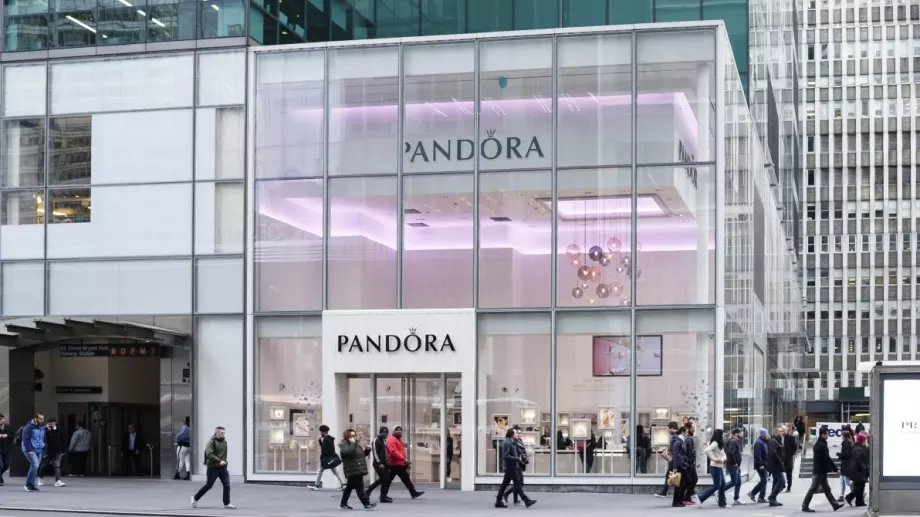 Най-големият производител на бижута в света е продал внушителен брой накити през 2023 година