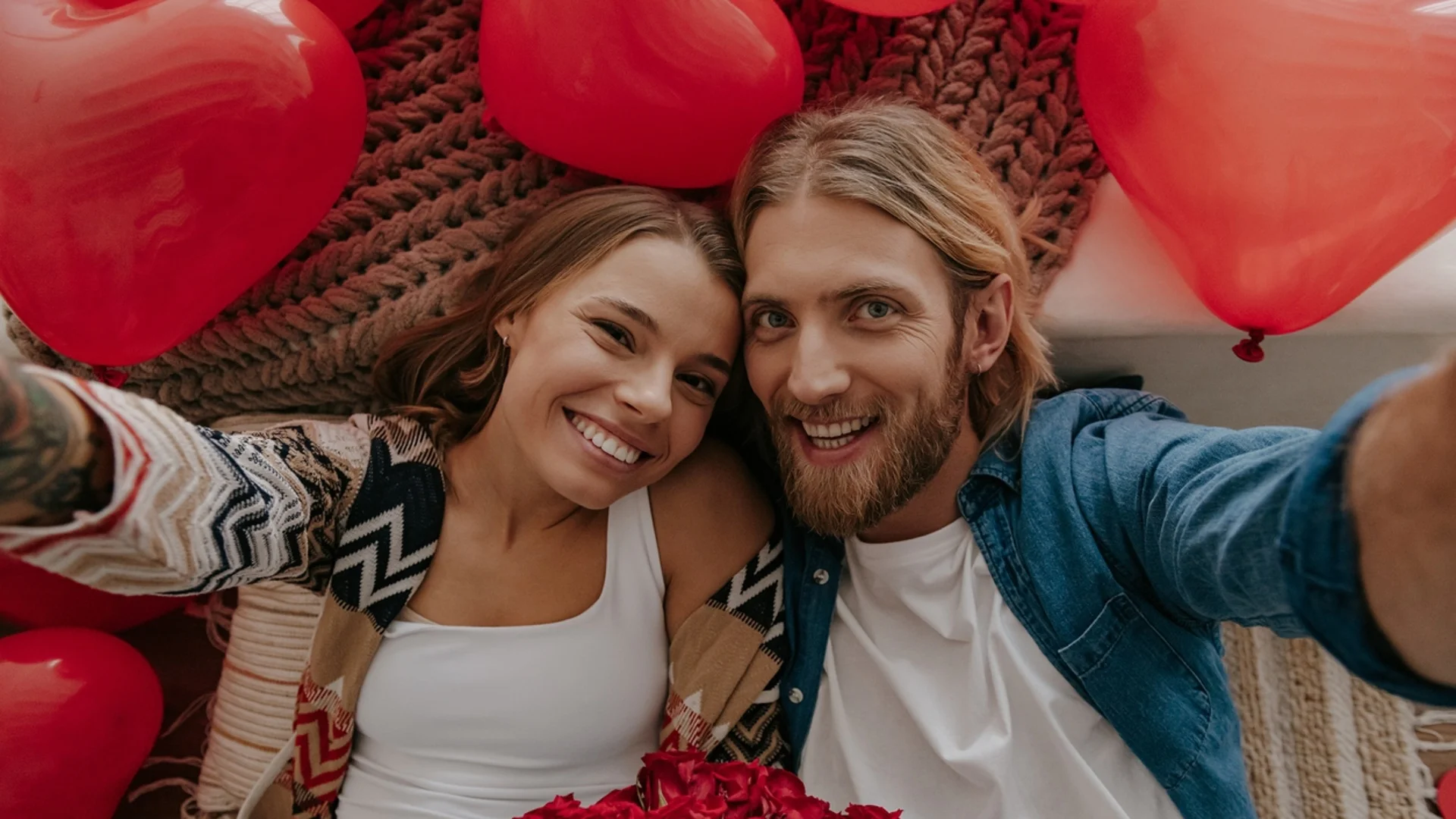 ТАРО КЪСМЕТЧЕ на деня за всяка зодия - 15 февруари 2024