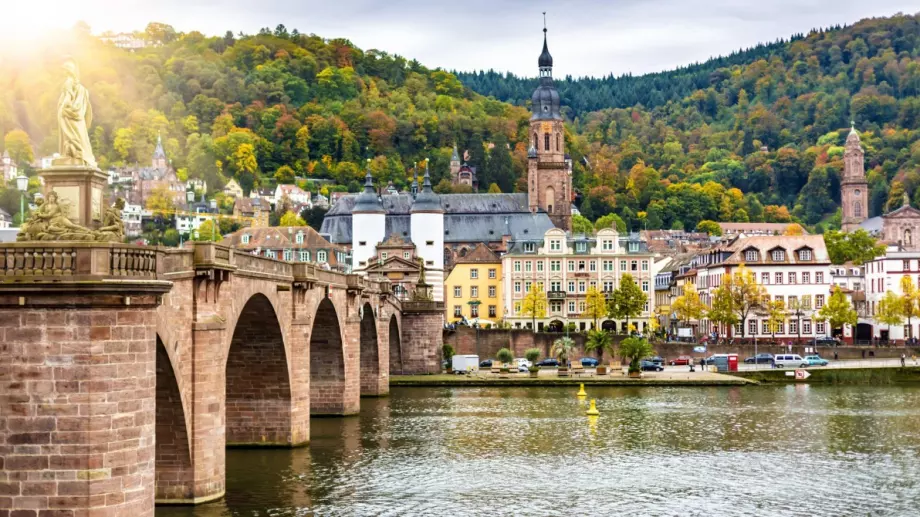 Може ли да бъде съживен затрудненият икономически двигател на Европа? 